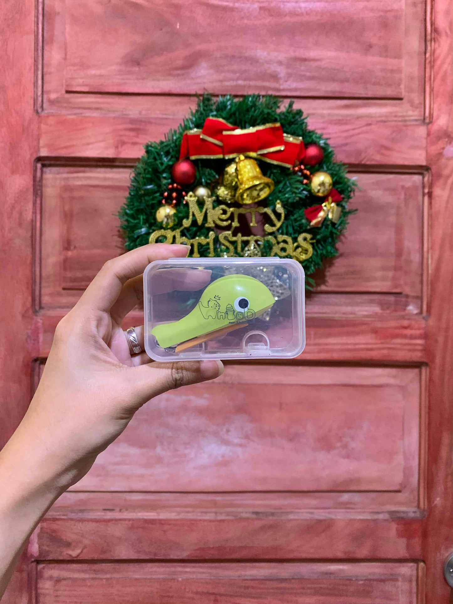 Non-Slip Dolphin Handle Nail Clippers